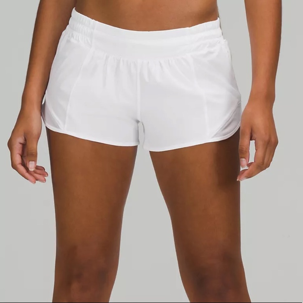 Lululemon ‘Hotty Hot Short’ (white) size 4